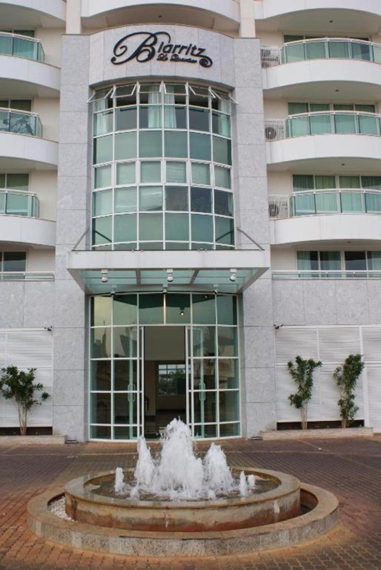 Apartahotel Biarritz Hplus Long Brasilia