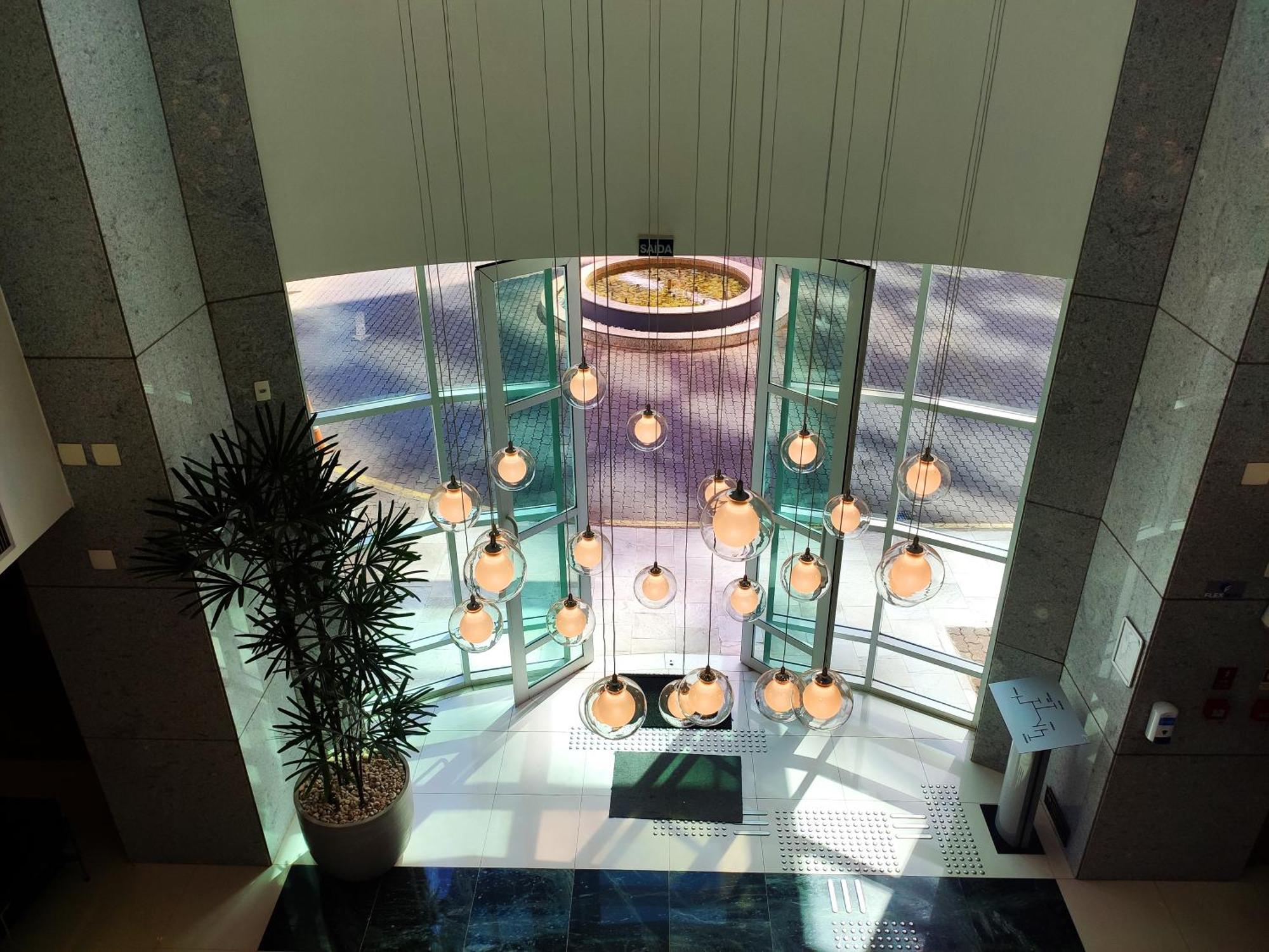 Biarritz Hplus Long Aparthotel 4*
